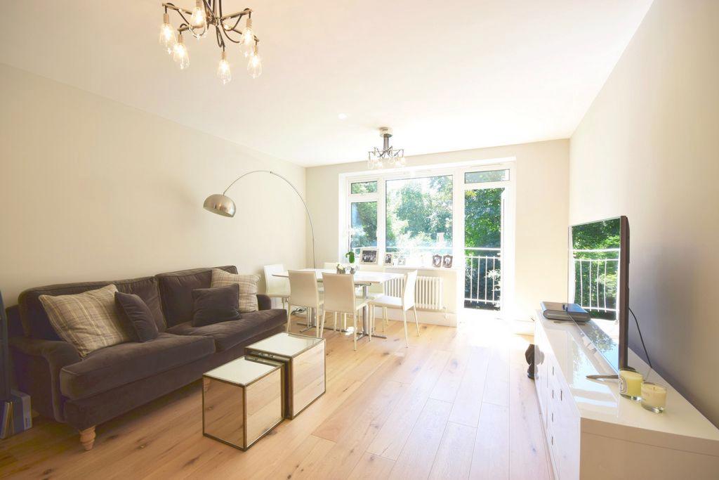 Lambolle Road  Belsize Park  NW3