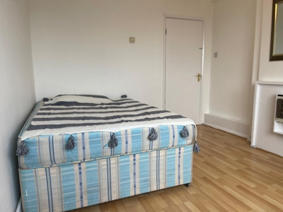 Arbour Square London E1