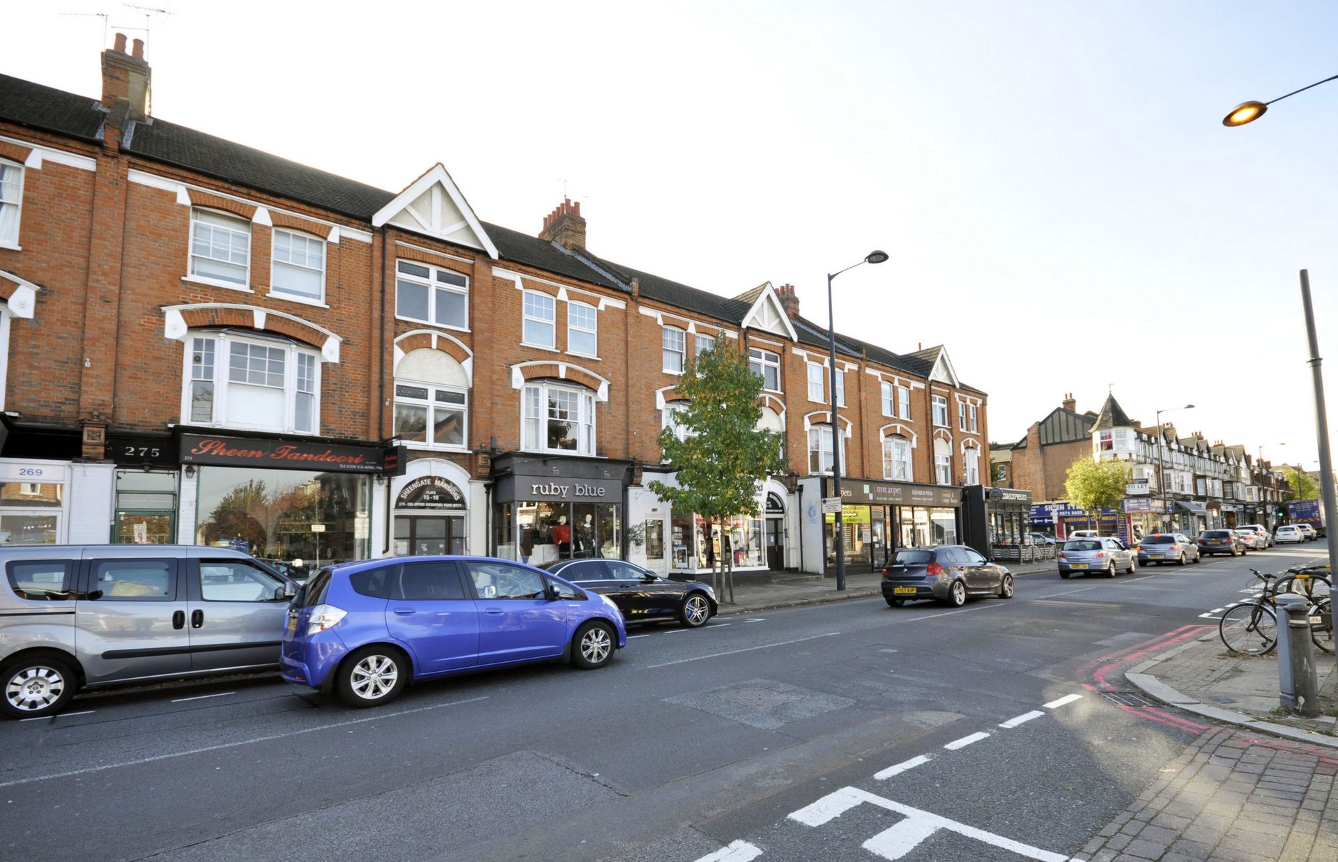 Upper Richmond Road West  Sheen  London  SW14