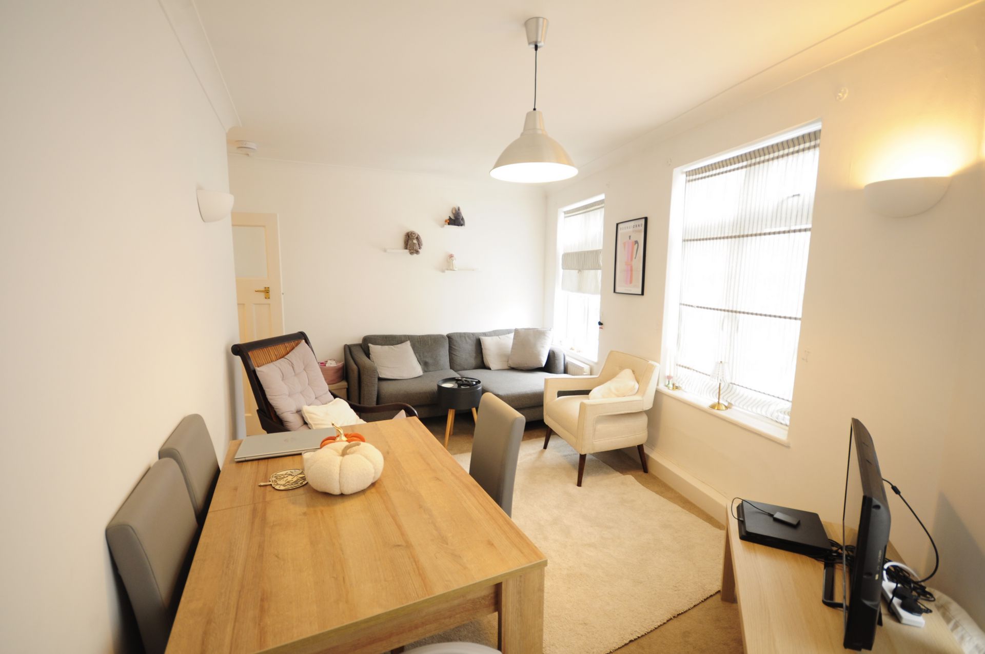 Penrhyn Crescent  Sheen  London  SW14