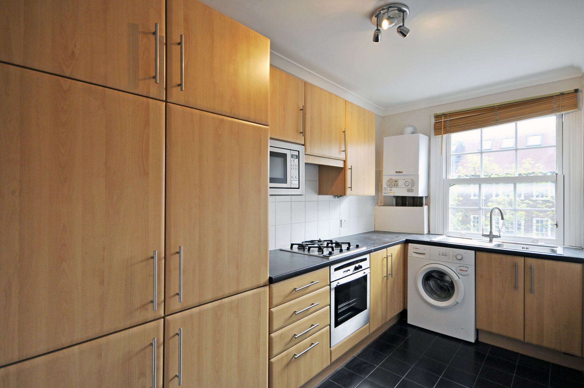 Upper Richmond Road West  East Sheen  London  SW14