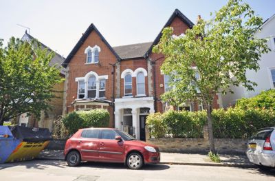 Photo 10