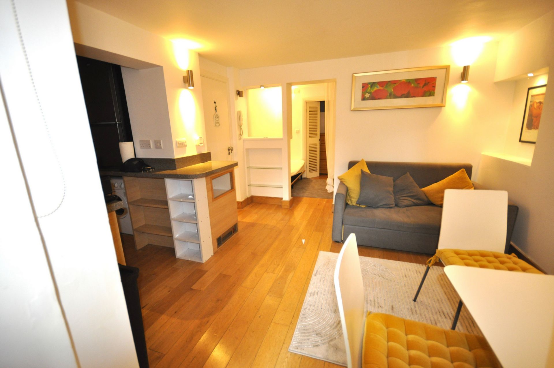 Castelnau  Barnes  London  SW13