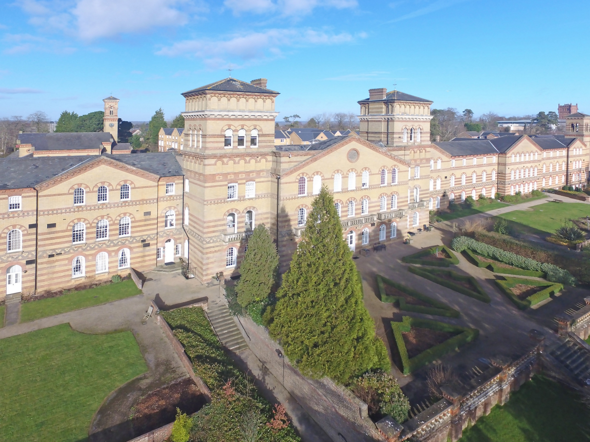 Property For Sale Southdowns Park, Haywards Heath, RH16 2 Bedroom