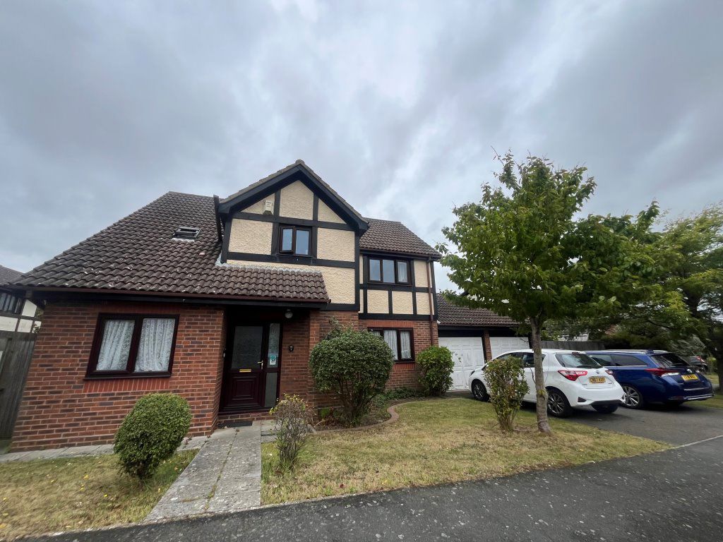 Lansdowne Way, Bexhill on Sea  TN40