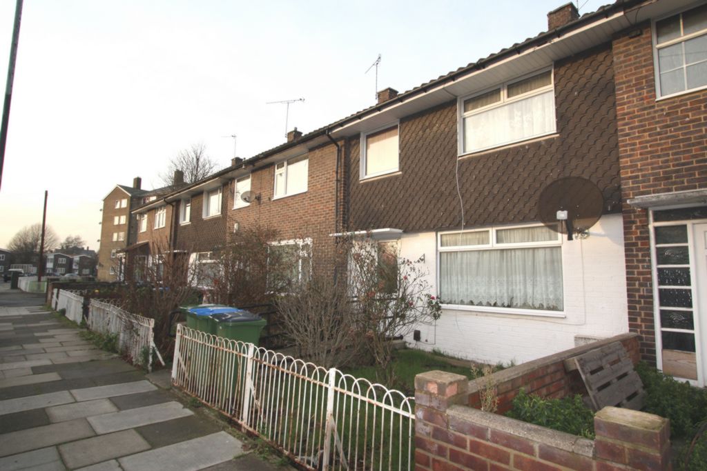 Property For Sale Felixstowe Road, Abbey Wood, SE2 2 Bedroom House