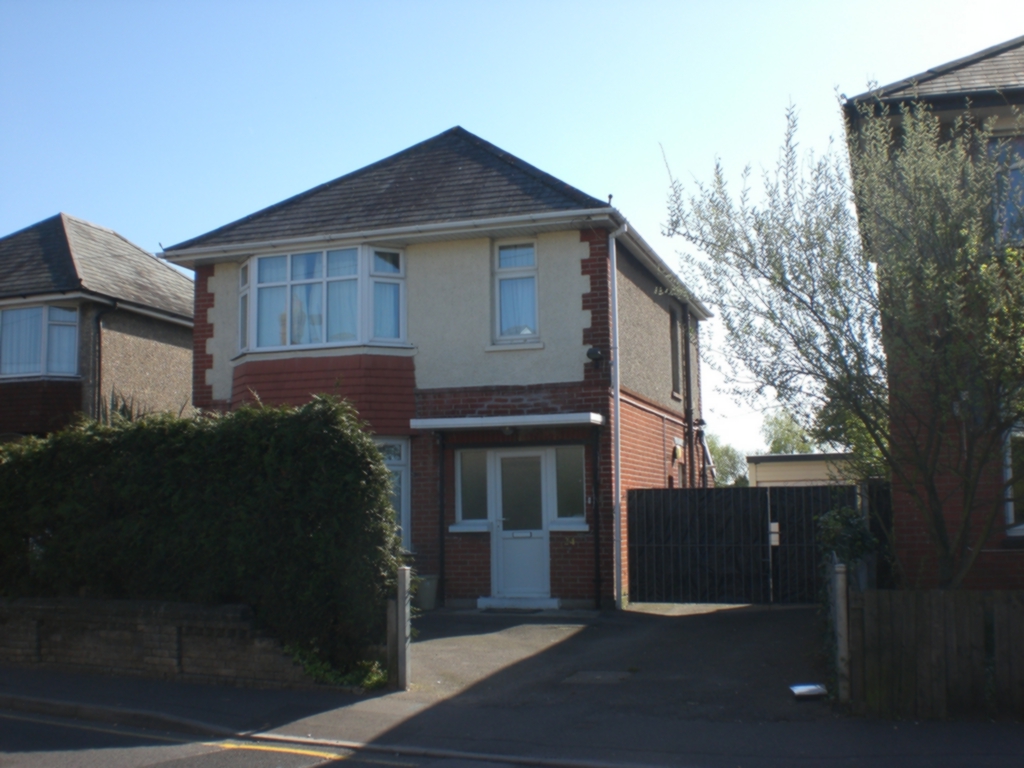 Kinson Road  Wallisdown  BH10