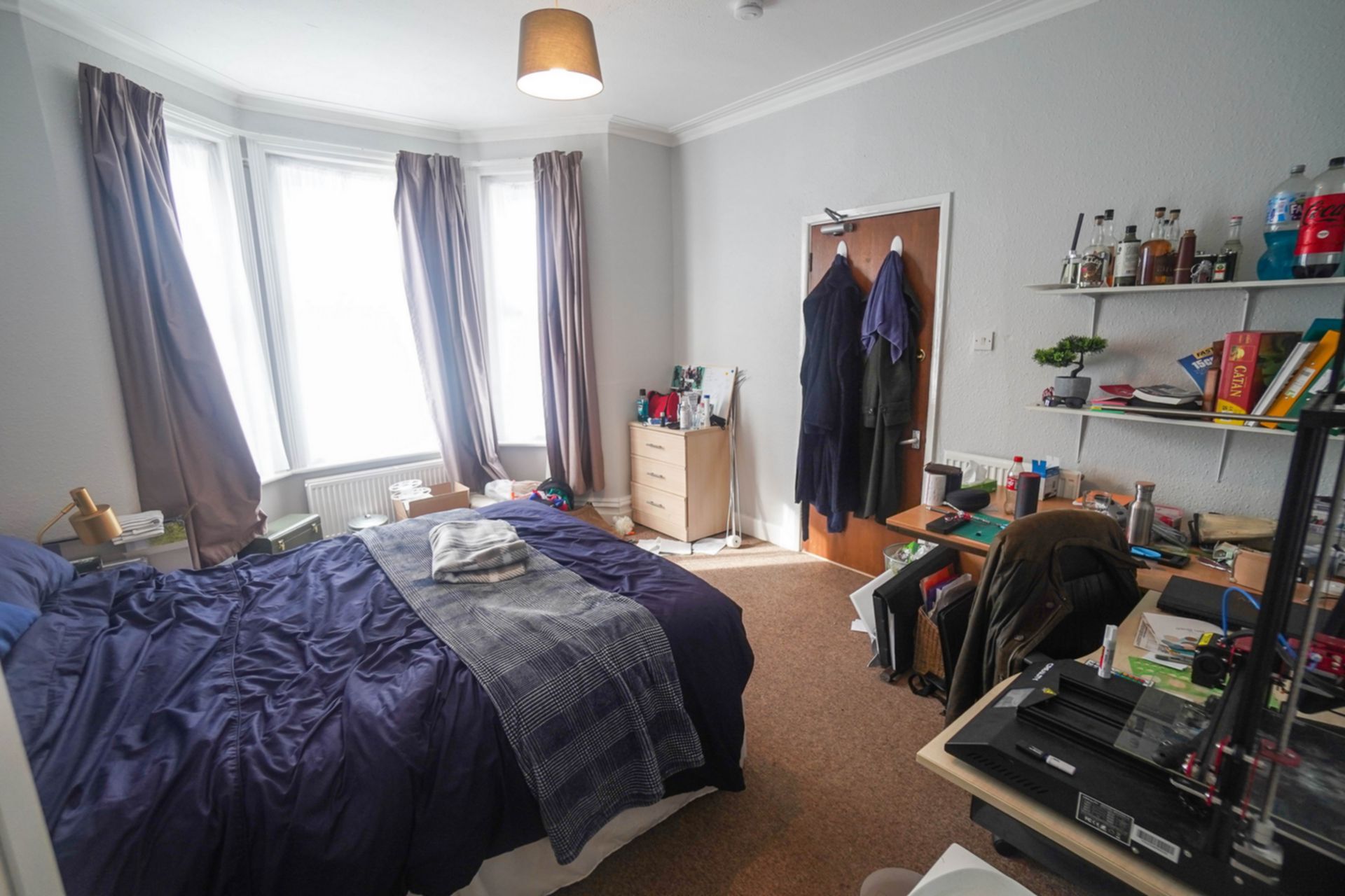 Photo 1