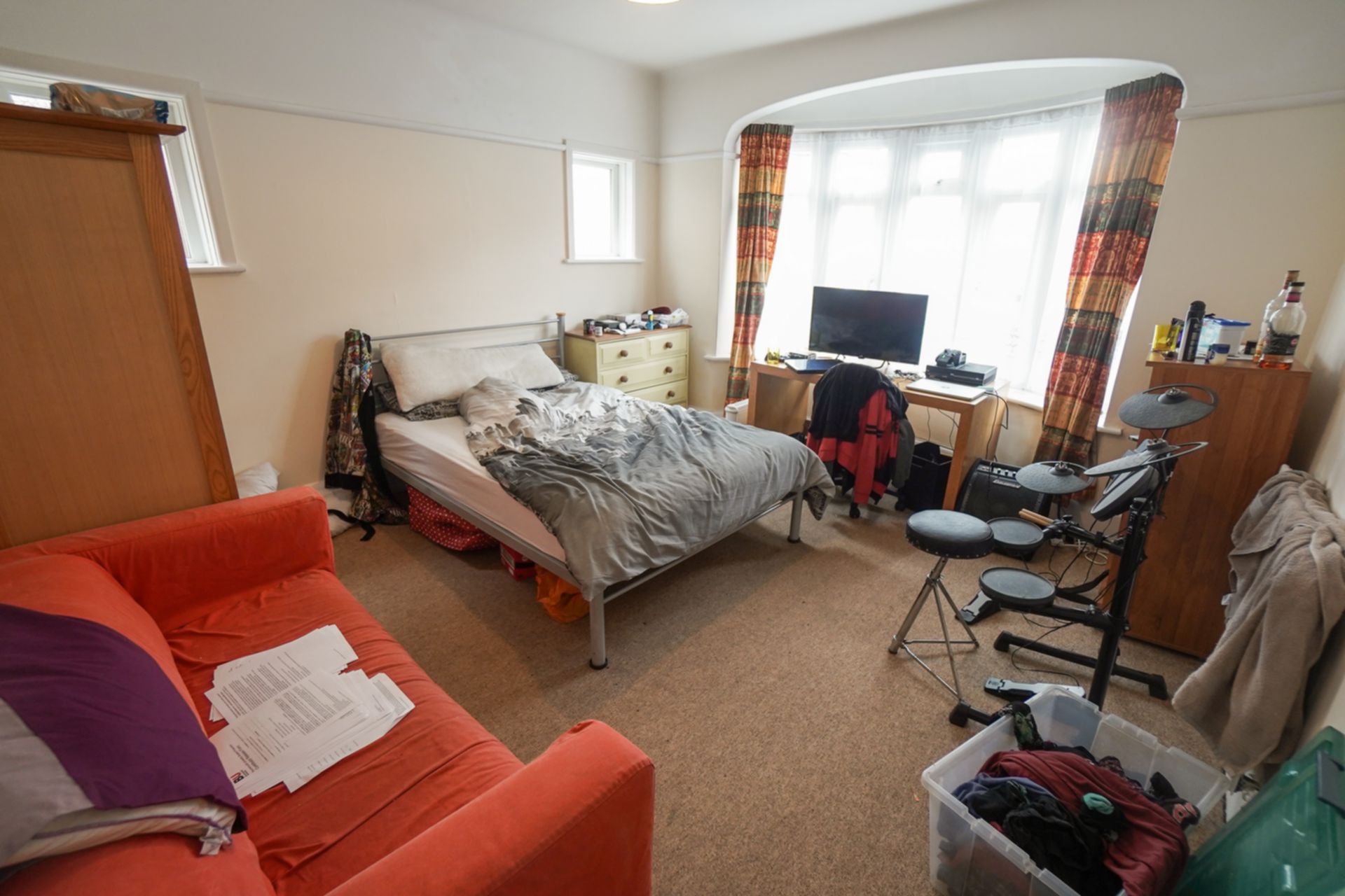Photo 6