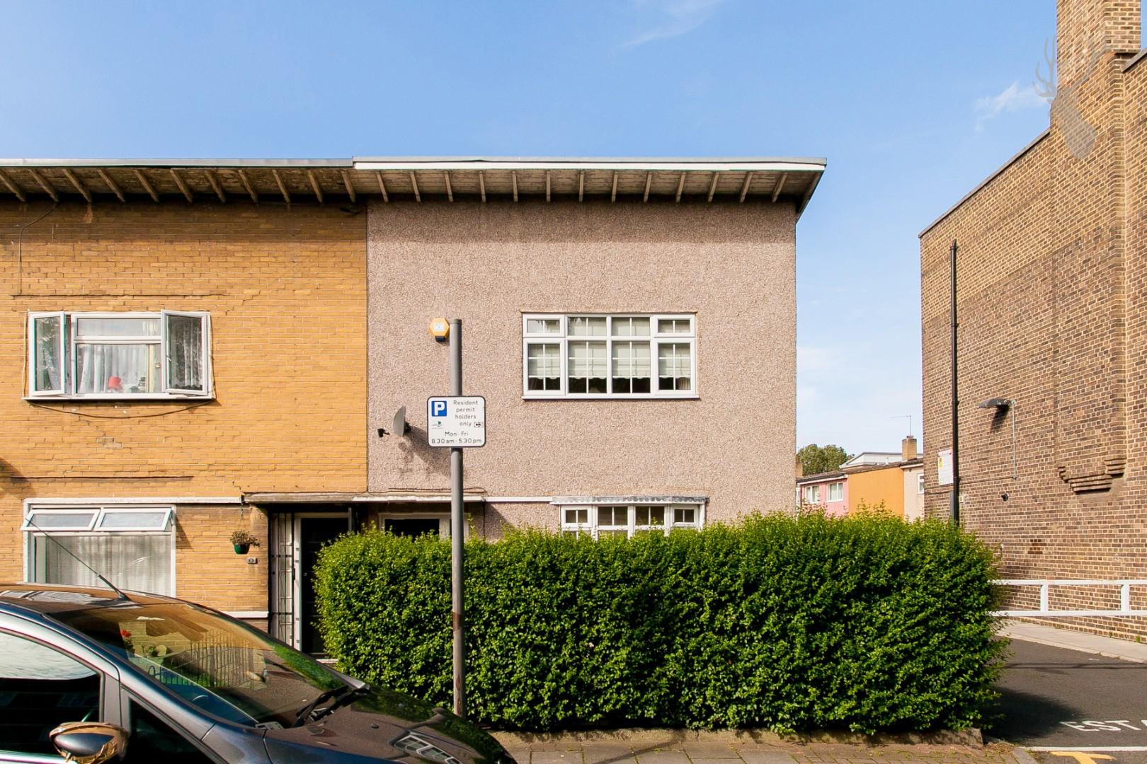 Property for sale in Stepney