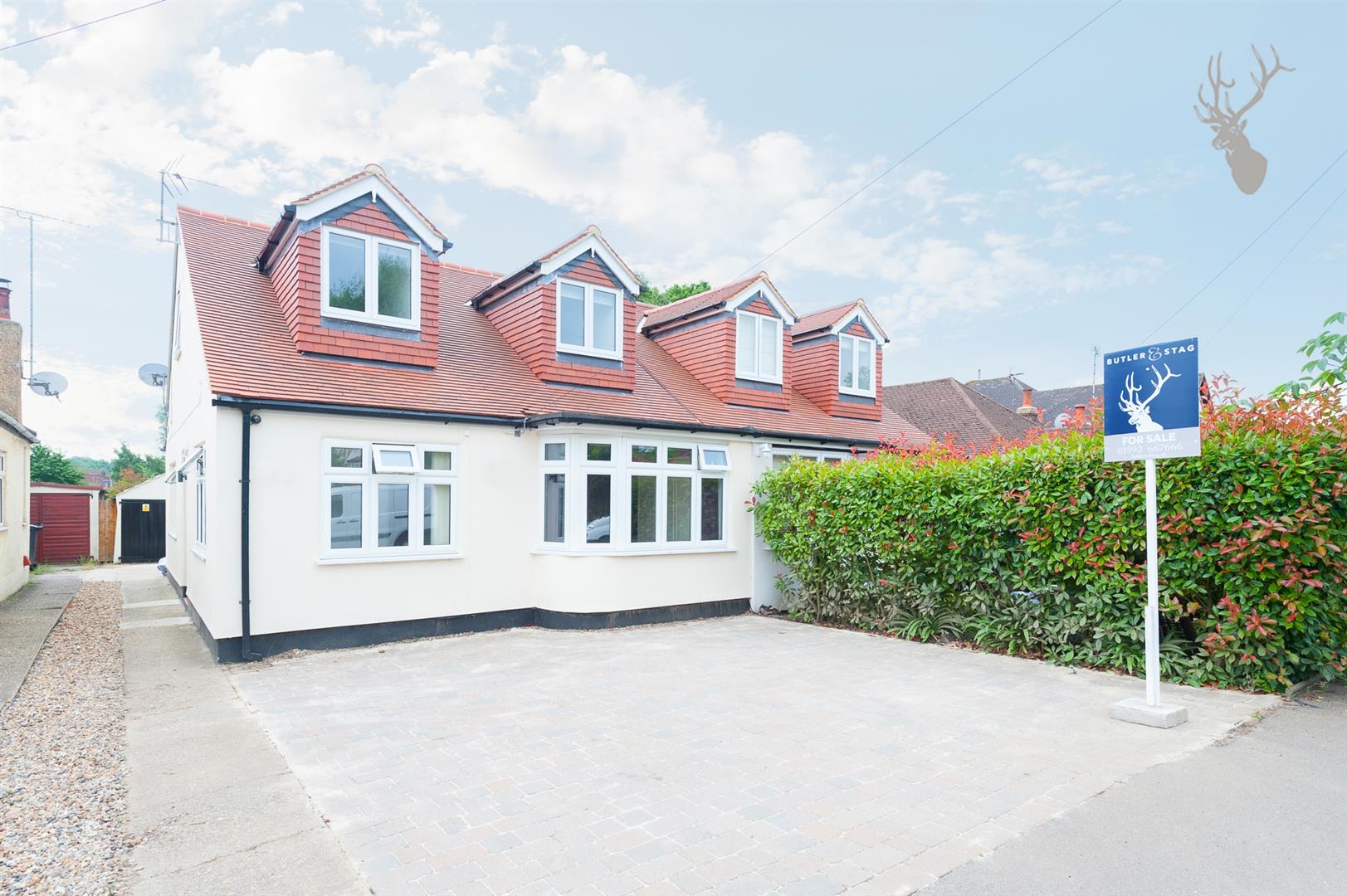 Property For Sale Orchard Drive, Epping, CM16 4 Bedroom House