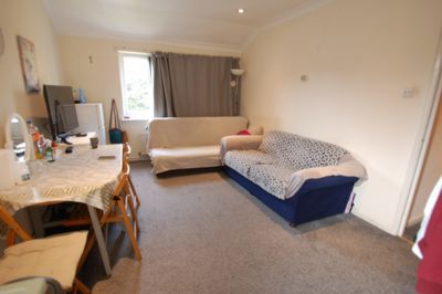 Canberra Close Hendon NW4