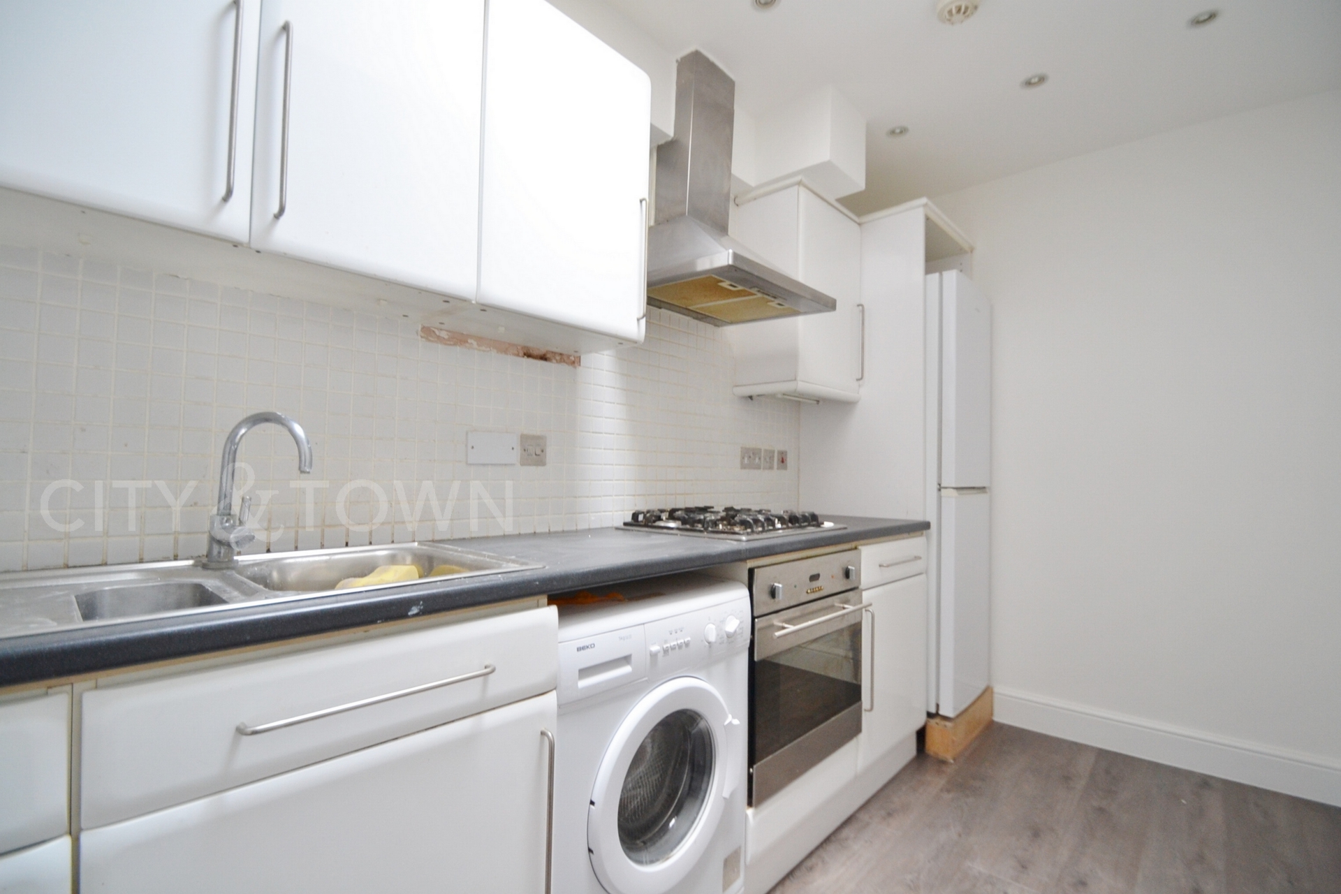 Separate kitchen