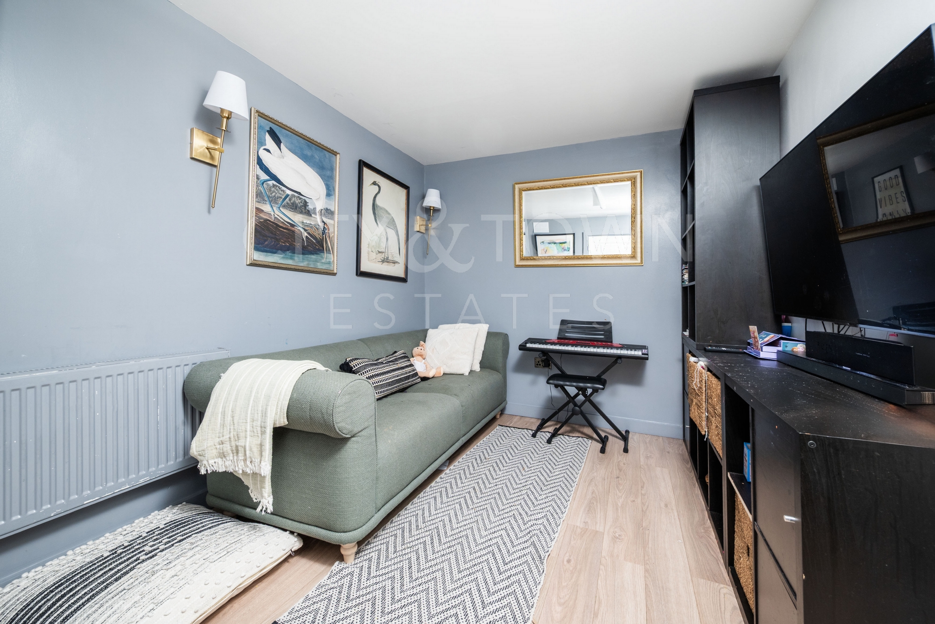 Snug room
