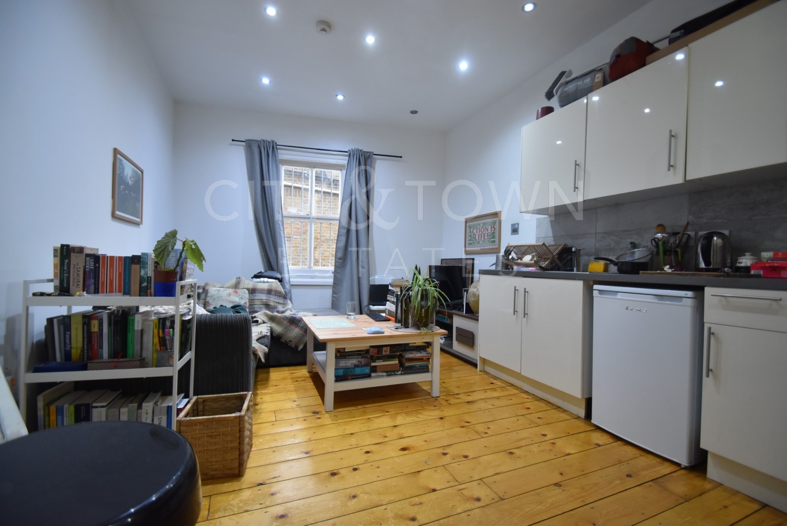 Sandford Lane  Stoke Newington  N16