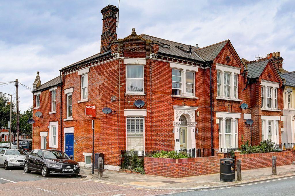 Earlsfield Road  Wandsworth  SW18