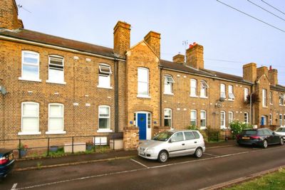 Heathfield Square Wandsworth SW18