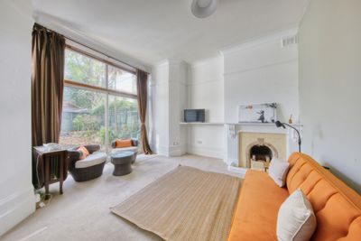 Earlsfield Road London SW18