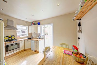 Daphne Street Earlsfield SW18