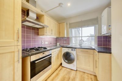 Earlsfield Road  Earlsfield  SW18