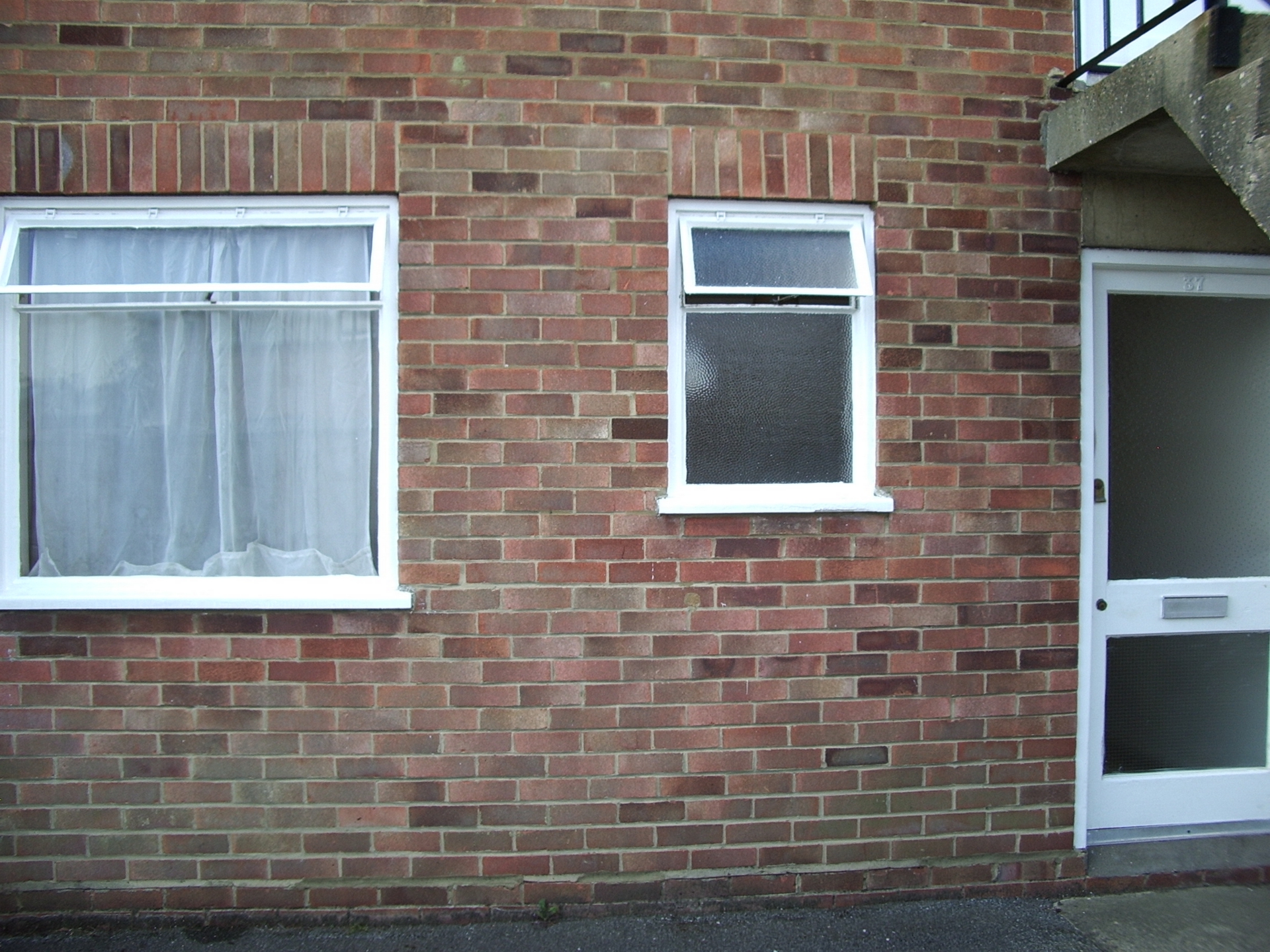Maple Close  Rough Common  CT2