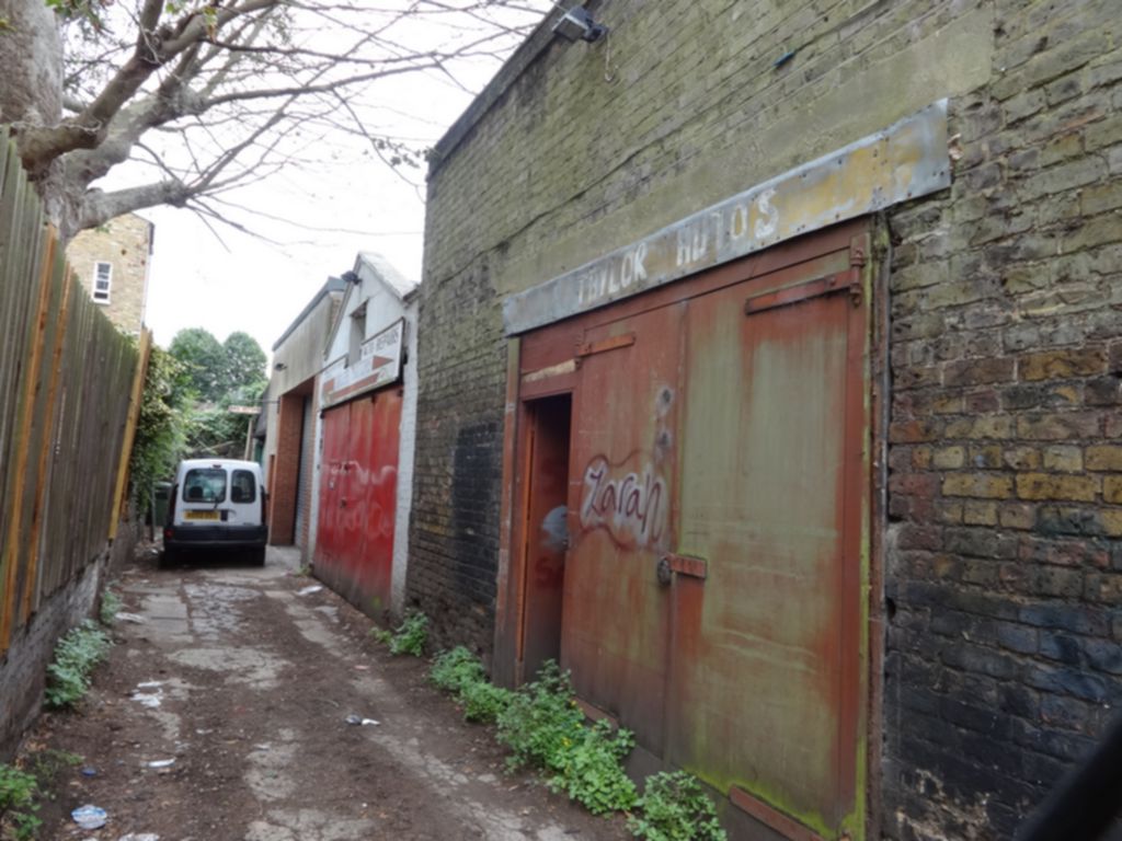 Freehold Garage For Sale London Modern House