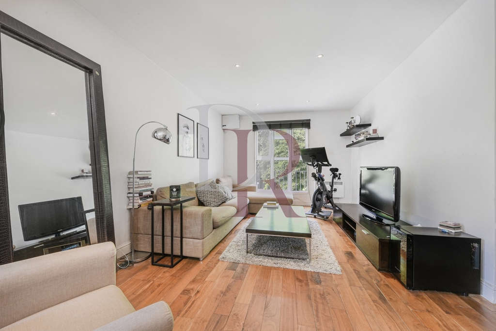 Highbury Grove  Highbury  N5