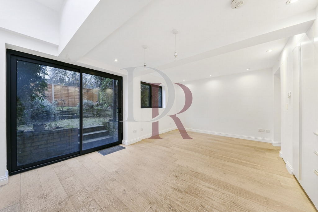 Blenheim Grove  Peckham Rye  SE15