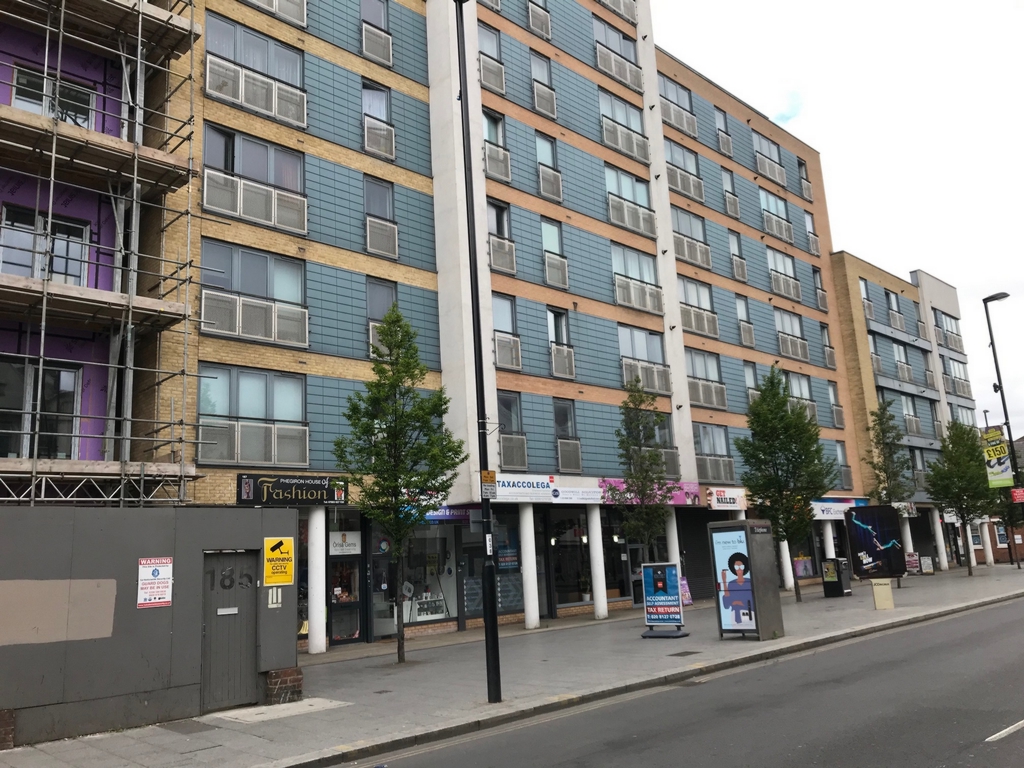 London Road CR0