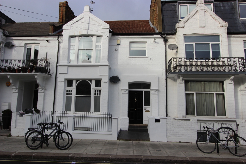 Bishops Road  London  SW6