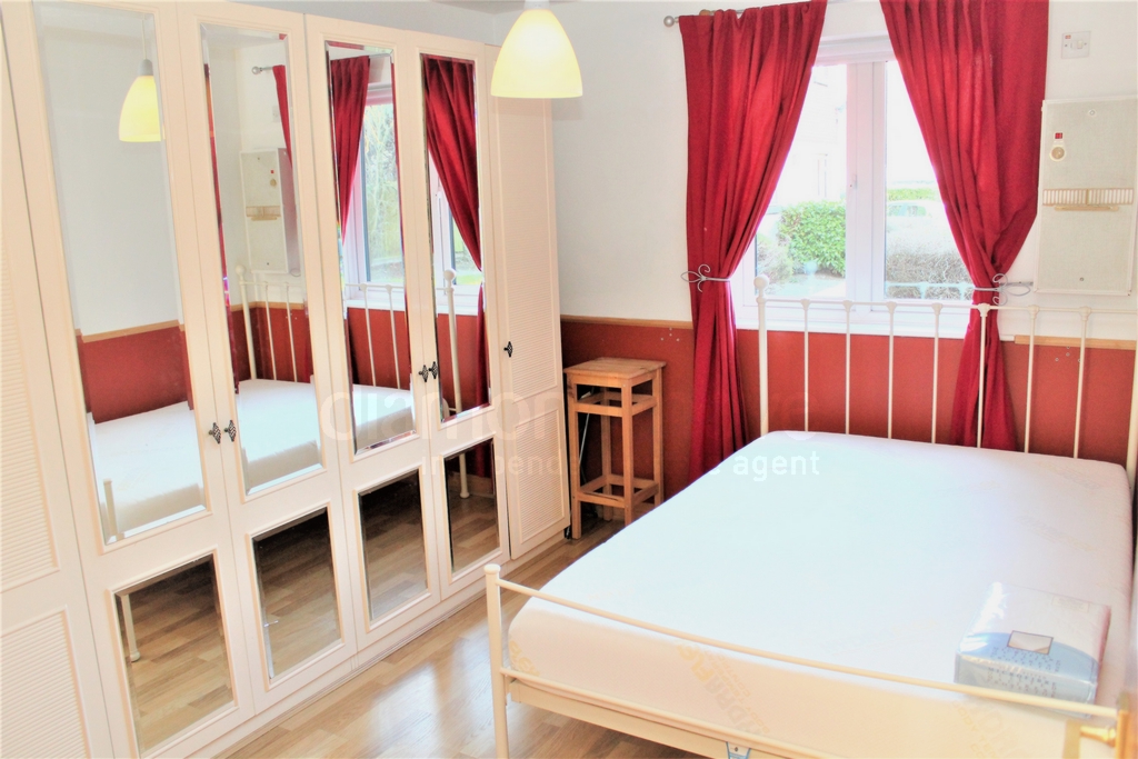 Raglan Close Hounslow TW4