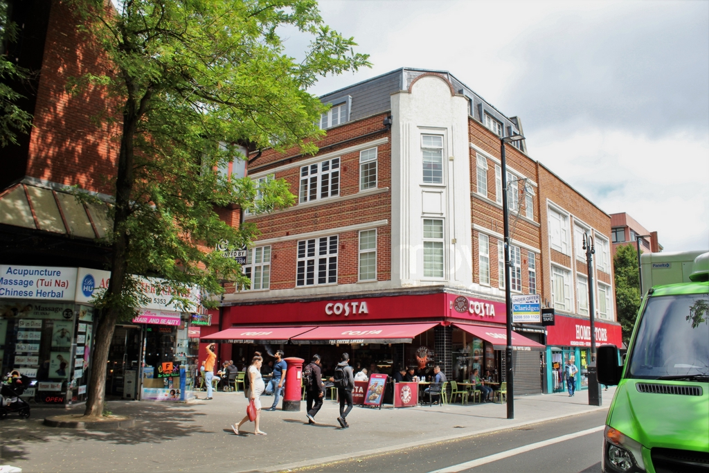 High Street Hounslow TW3