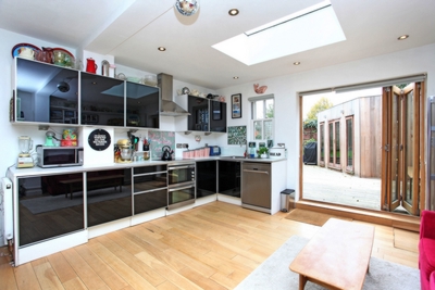 Bishops Road Hanwell W7