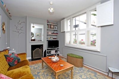 Bishops Road Hanwell W7