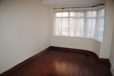 Wharncliffe Drive Southall UB1