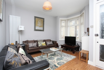 Bishops Road Hanwell W7