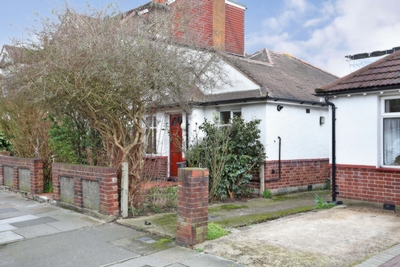 Erlesmere Gardens Ealing W13