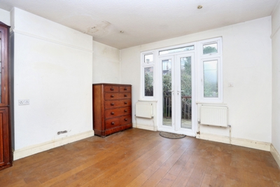 Erlesmere Gardens Ealing W13