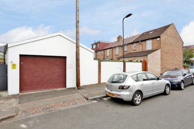 Montague Avenue Hanwell W7