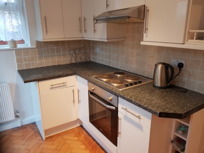 Warkworth Gardens Isleworth TW7