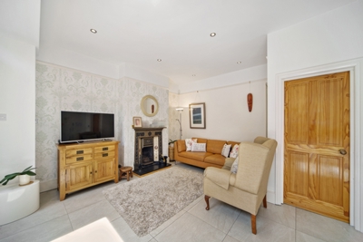 Myrtle Gardens Hanwell W7
