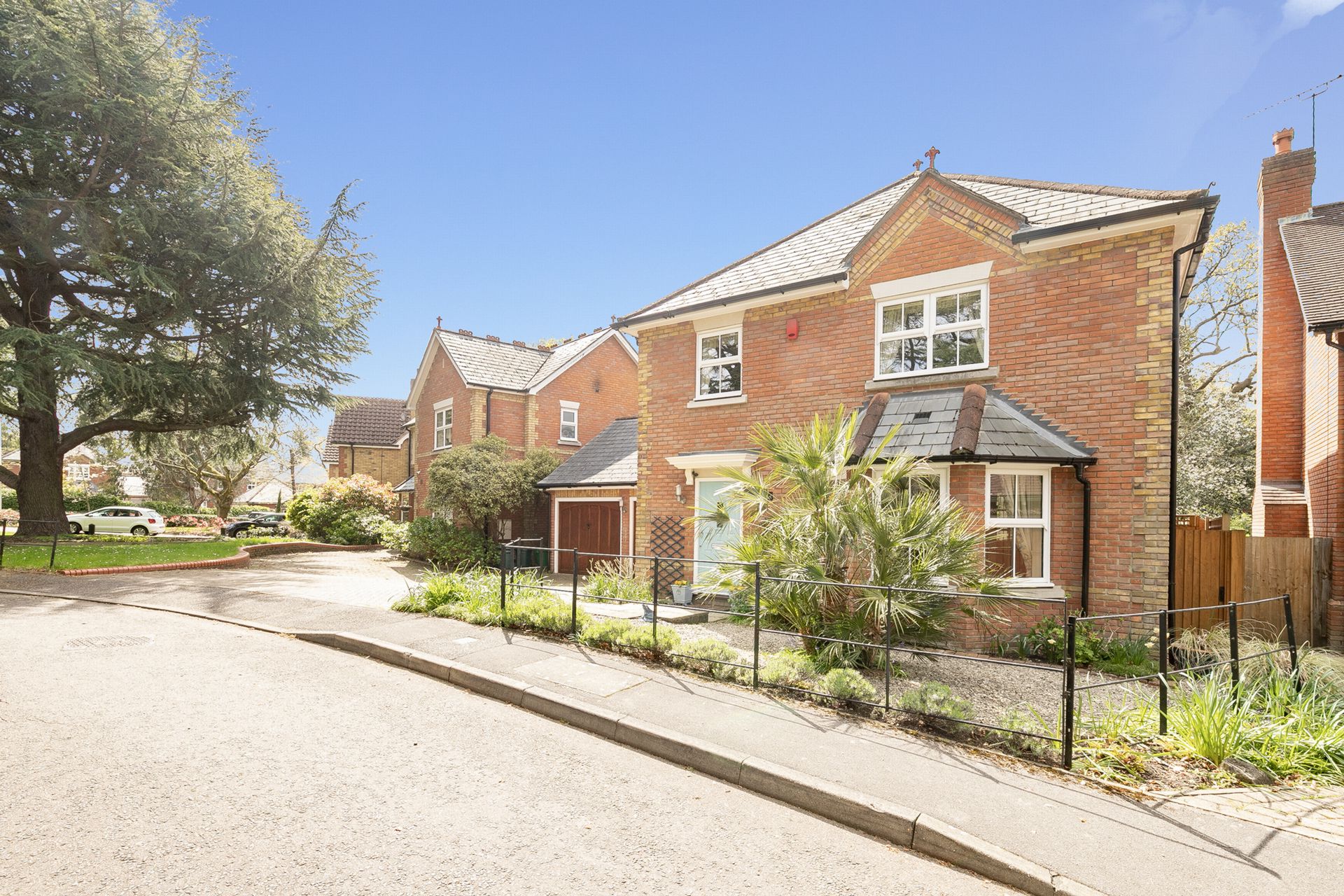 Property for Sale Farr O'NeilFarr O'Neil Estate & Letting Agents