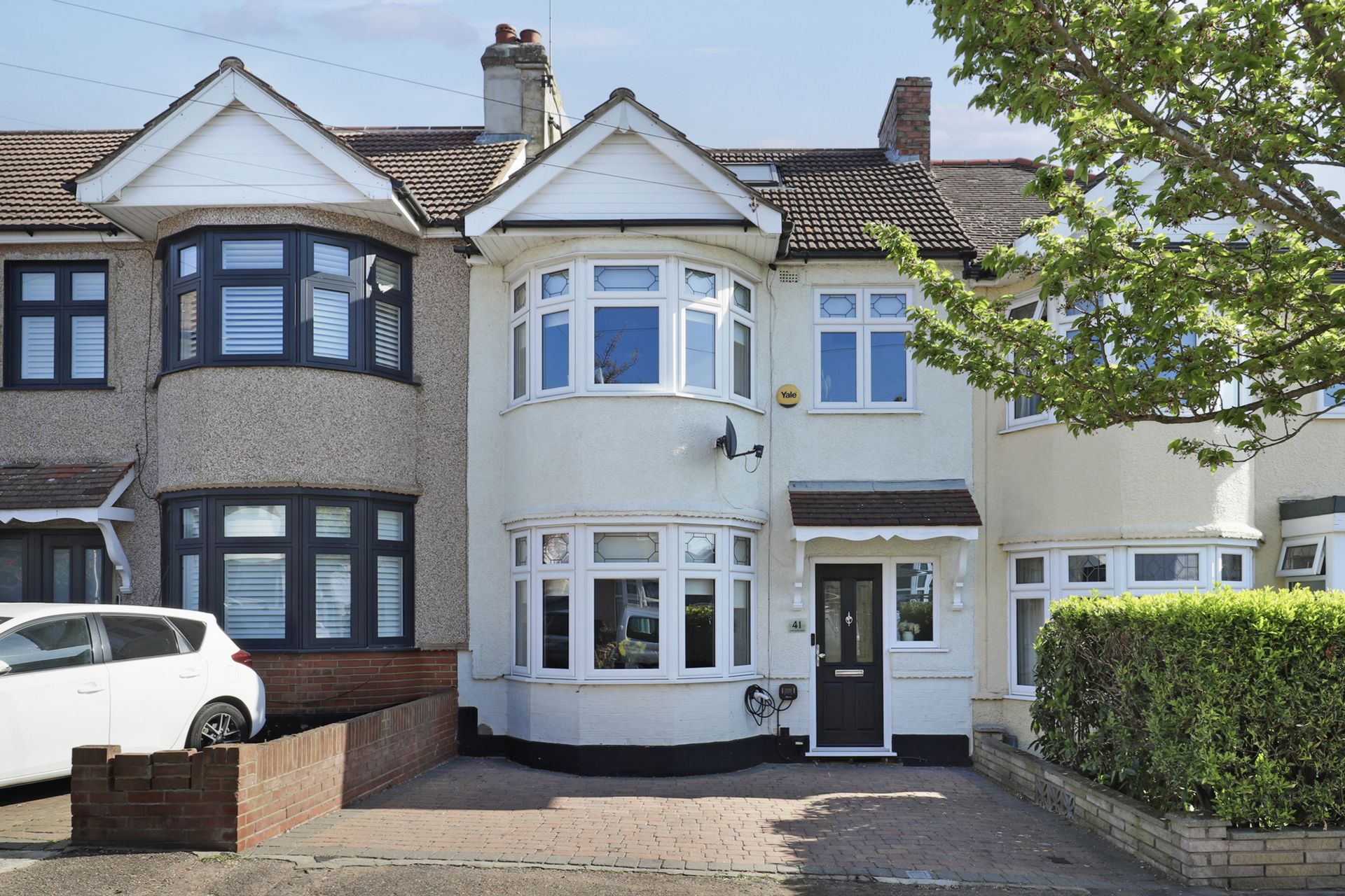 Hawthorn Road  Buckhurst Hill  IG9