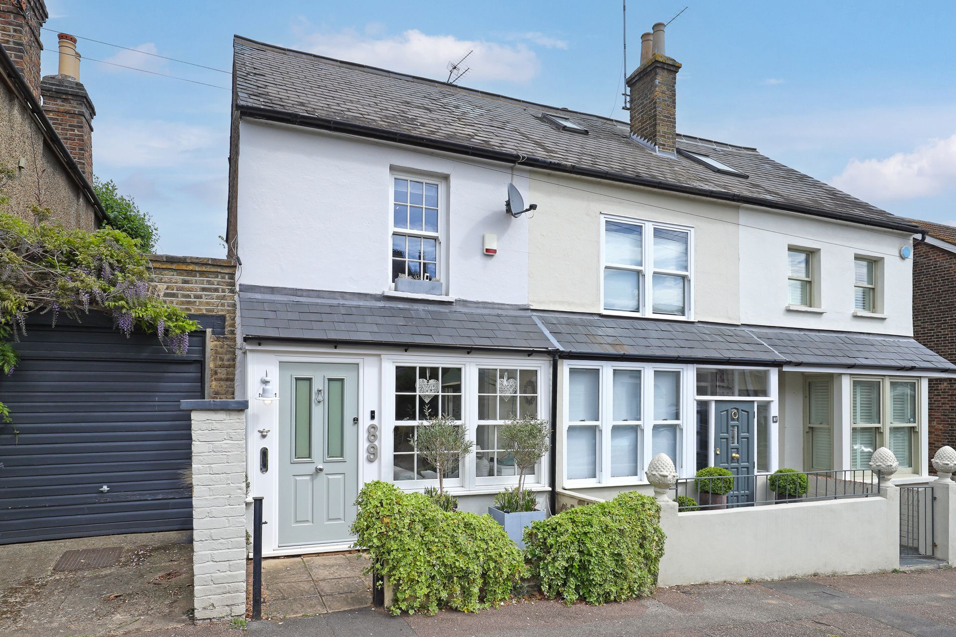 Princes Road  Buckhurst Hill  IG9