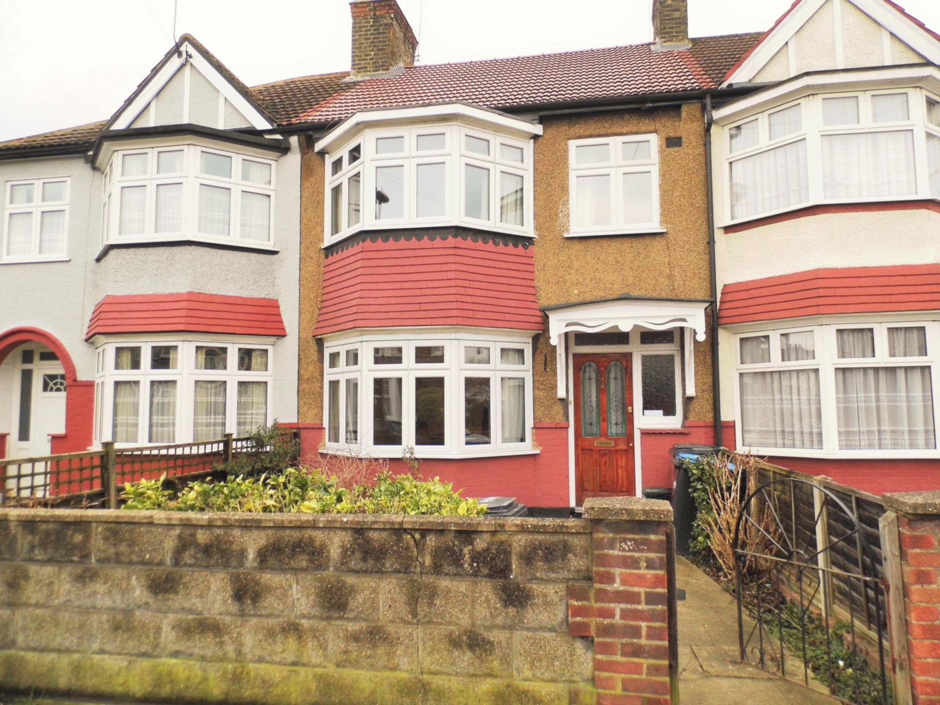 Ladbroke Road  Bush Hill Park  EN1