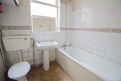 Carlyle Road Manor Park E12