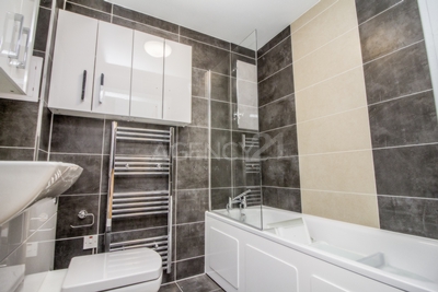 Hainault Street Ilford IG1