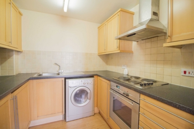 Queensbury Place Manor Park E12