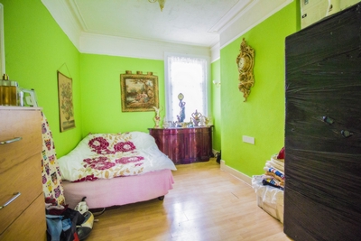First Avenue Manor Park E12