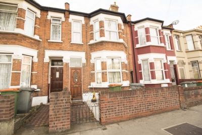 Dersingham Avenue Manor Park E12